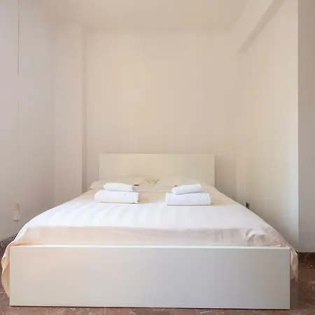 Novoli 4 Bedrooms By Mmega Floransa